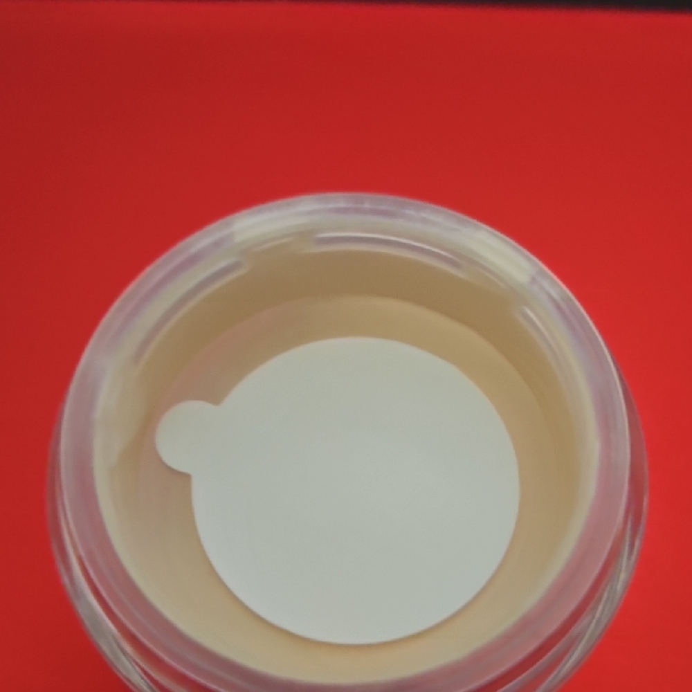 Bare Escentuals Mineral Veil Powder - Picture 3 of 3